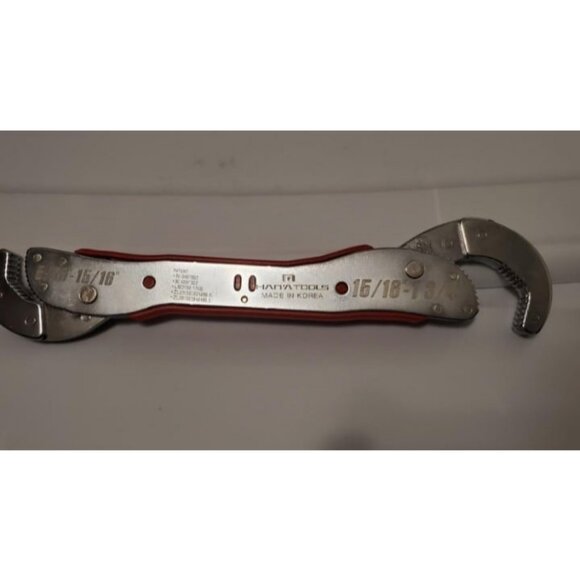 Multi-function Universal Adjustable auto-ratcheting works as reversible ratchet - Picture 3 of 4